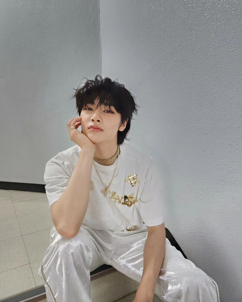 230604 Stray Kids Instagram Update - I.N documents 4