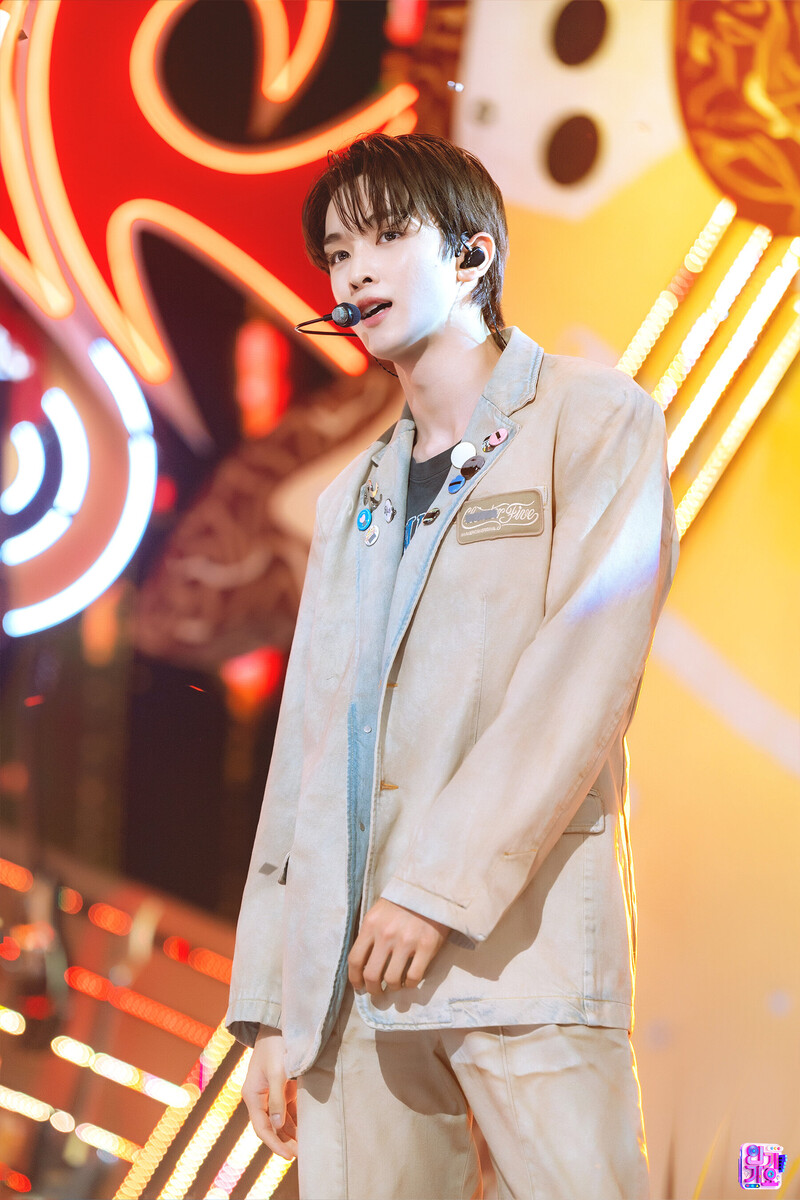 240623 RIIZE Sungchan - 'Boom Boom Bass' at Inkigayo documents 4