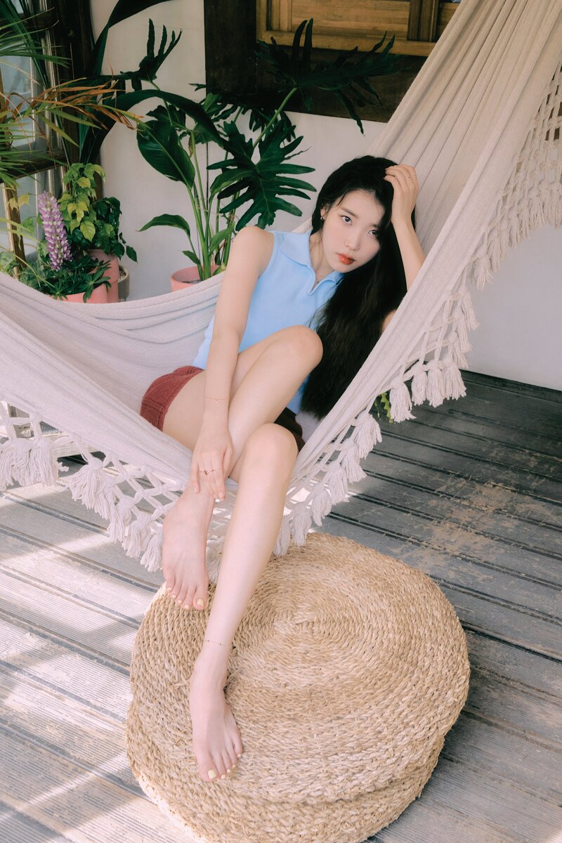 IU for J.ESTINA Summer 2021 Collection documents 7
