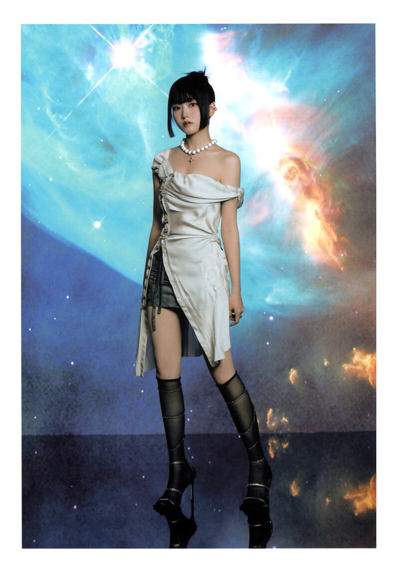 Loossemble - 1st Mini Album 'Loossemble' (Space ver.) [SCANS] documents 1