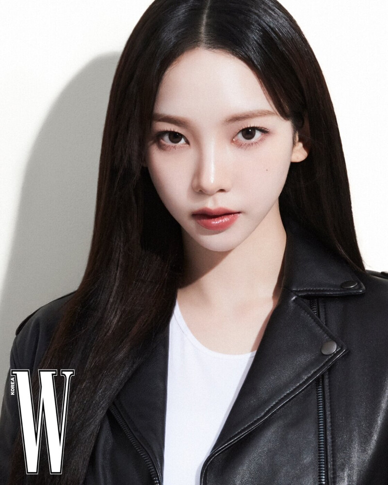 aespa x Yves Saint Laurent Beauty 'Vinyl Cream Tint' for W Korea documents 3