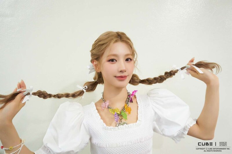 220510 U Cube - (G)I-DLE Miyeon 'Drive' Week 1 Promotion documents 8