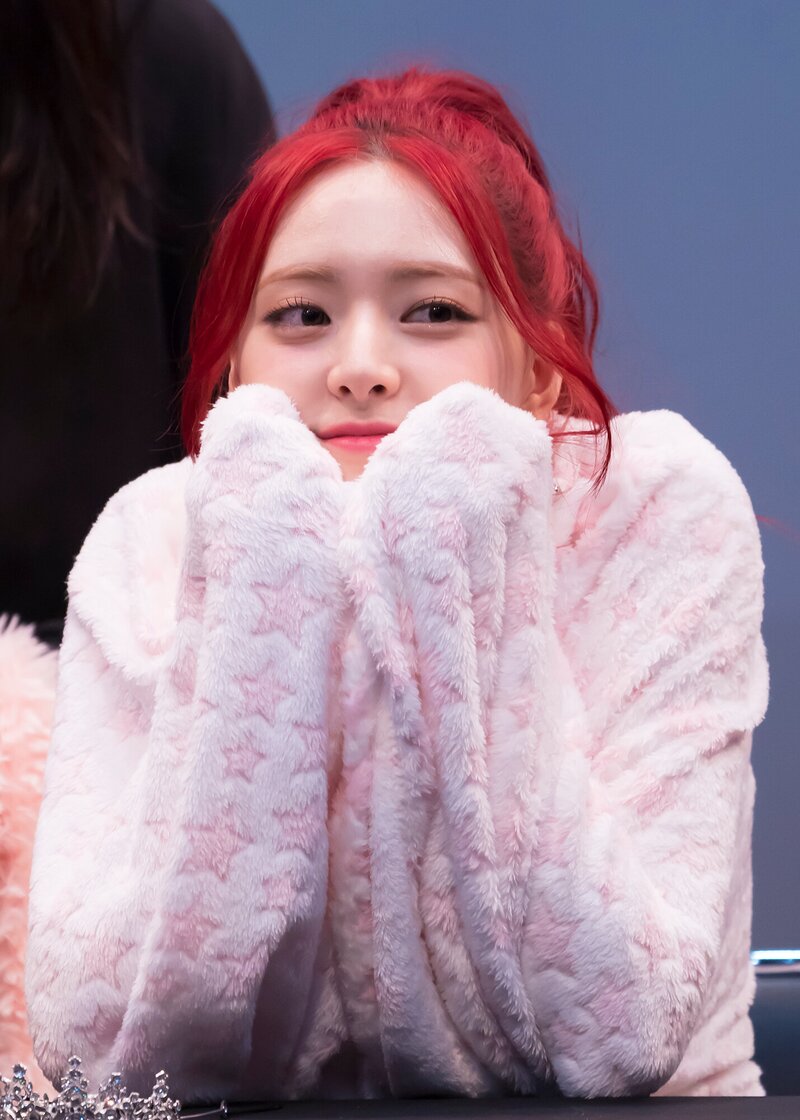 240119 ITZY Yuna - SOUNDWAVE Fansign Event documents 1