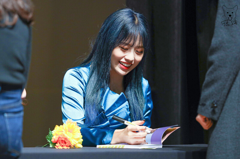 200221 IZ*ONE Yujin at BLOOM*IZ Fansign documents 25