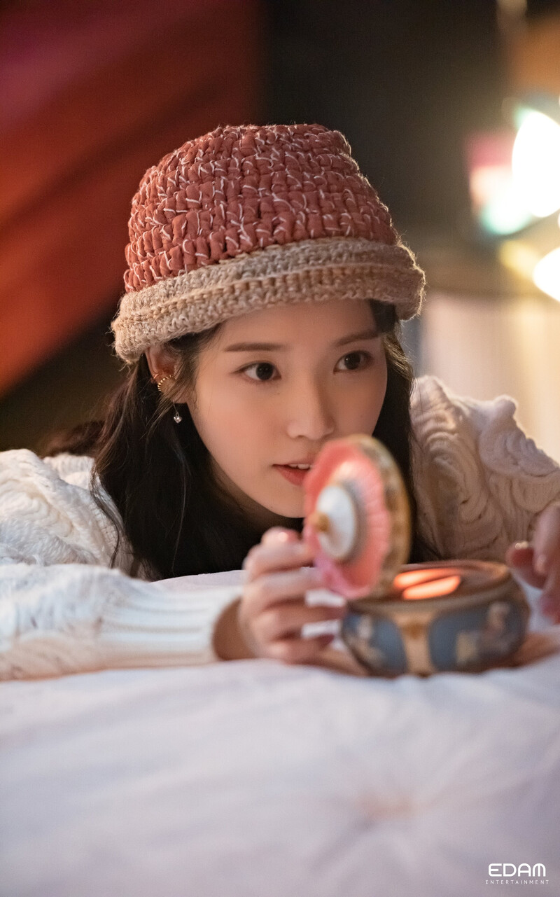 211020 EDAM Naver Post - IU 'strawberry moon' MV Behind documents 7