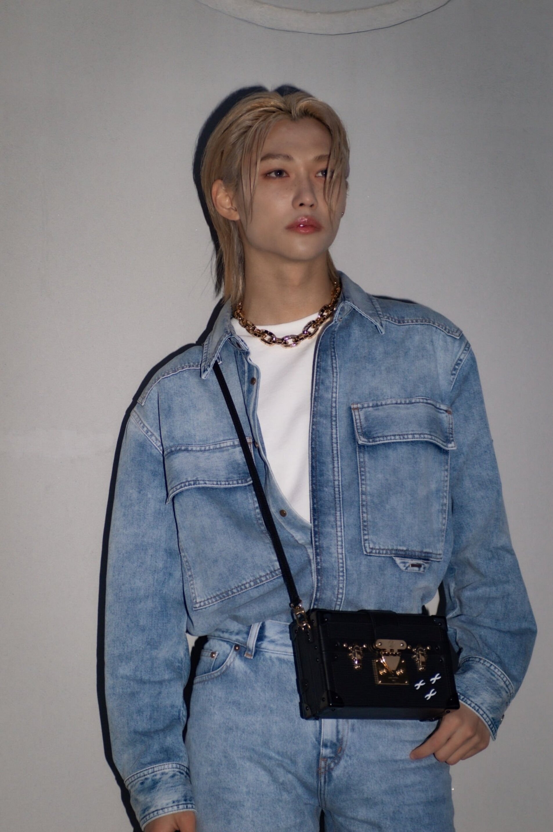 FELIX CHARTS on X: 🐥 #FELIX will attend Louis Vuitton Pre-Fall Women's  show in Seoul TODAY❤️‍🔥 Tune in for trending party at 7:30pm KST 🥳 🗓️  Apr 29 ⏰ 7:30pm KST (Trending