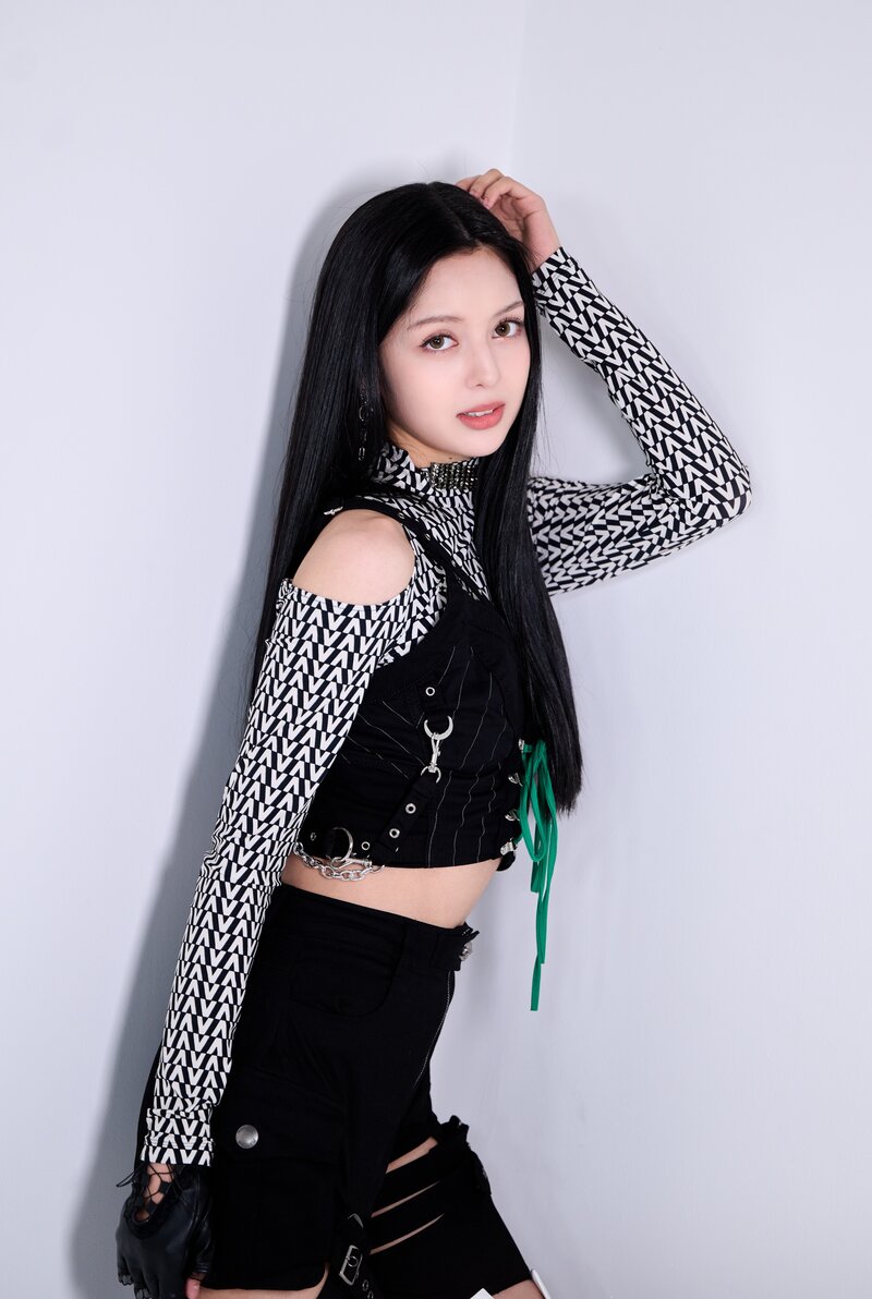 220620 Lapillus Chanty - Debut Interview Photoshoot by Osen documents 2