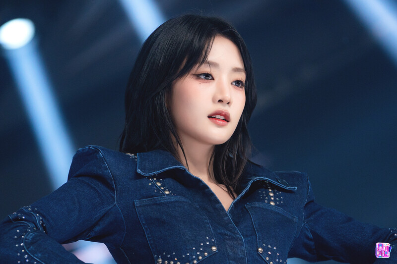 240204 (G)I-DLE Minnie - 'Super Lady' at Inkigayo documents 1