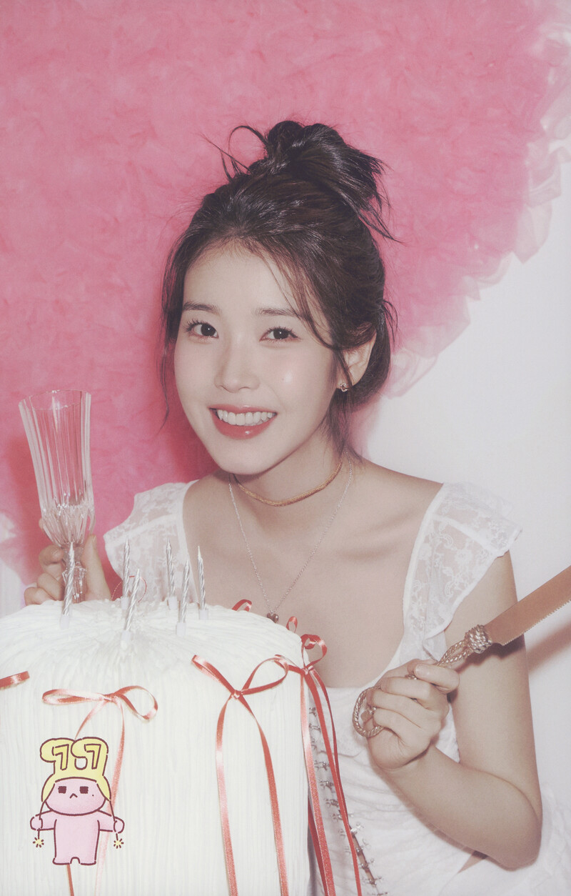 IU - 7th Official Fanclub Kit "UAENA" (Scans) documents 4