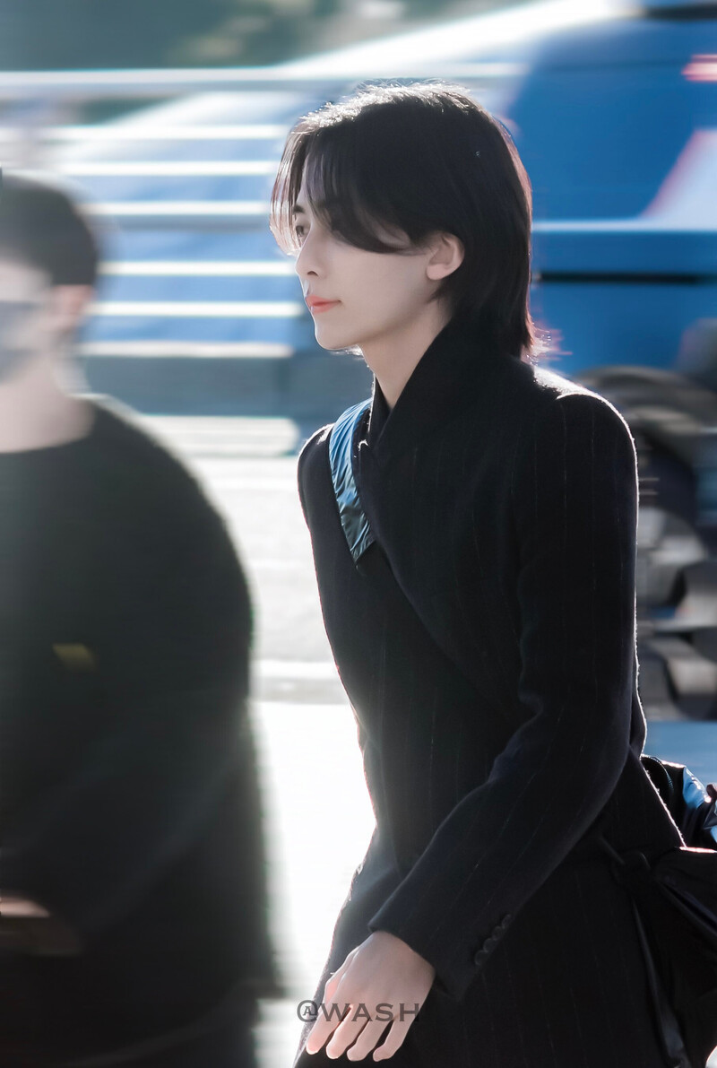 230116 SEVENTEEN Jeonghan - ICN documents 10