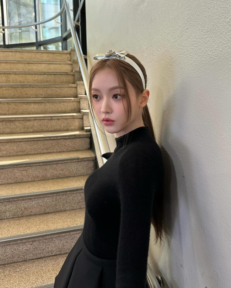 240319 OHMYGIRL YooA Instagram Update documents 6