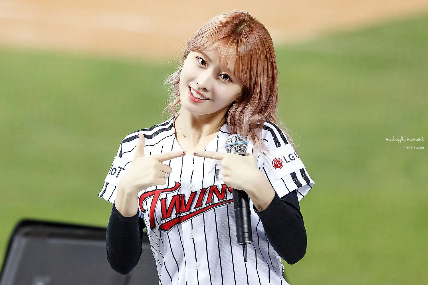 190414 LG TWINS #TWICE #MOMO