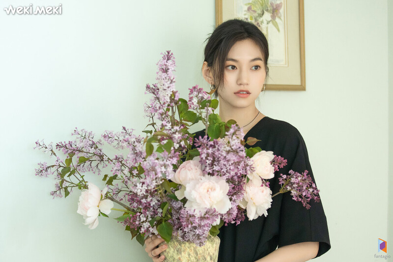 210616 Fantagio Naver Post - Doyeon's W Concept x NILBY P Photoshoot Behind documents 17