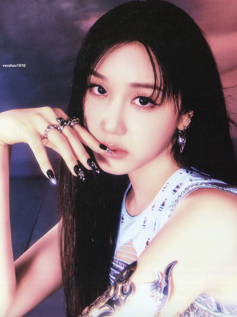 BABYMONSTER - 1st Album 'DRIP' [Scans] documents 2