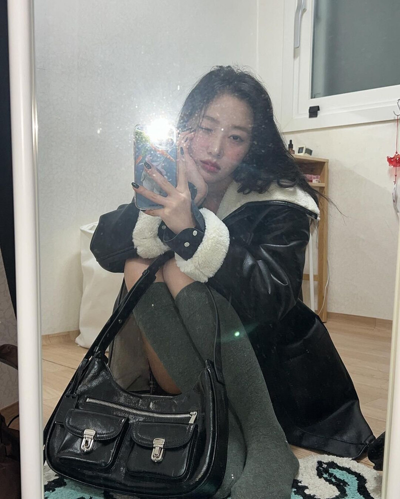 231027 YVES Instagram Update documents 7