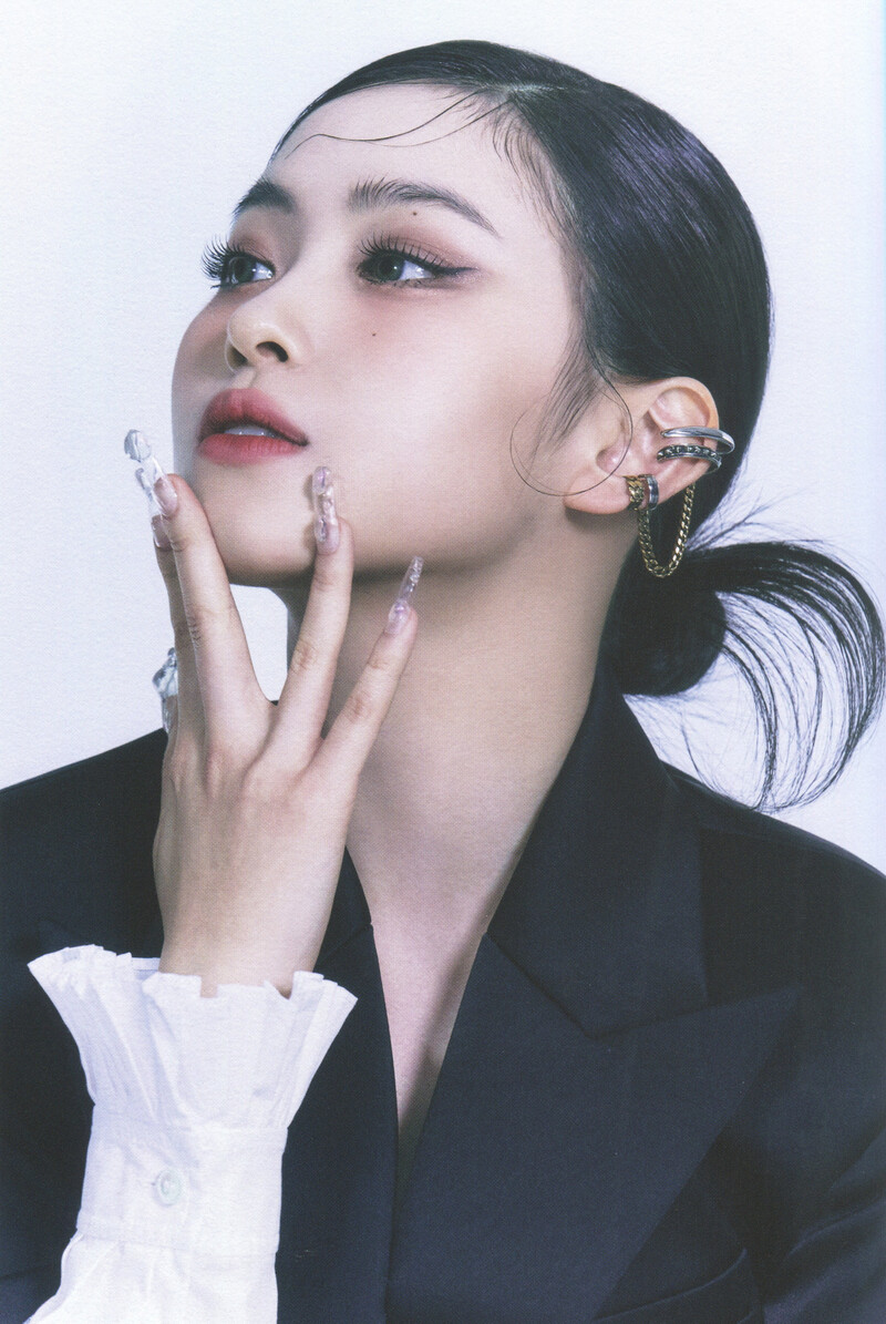 ITZY 'CHECKMATE' Album Scans (Ryujin Ver.) | Kpopping