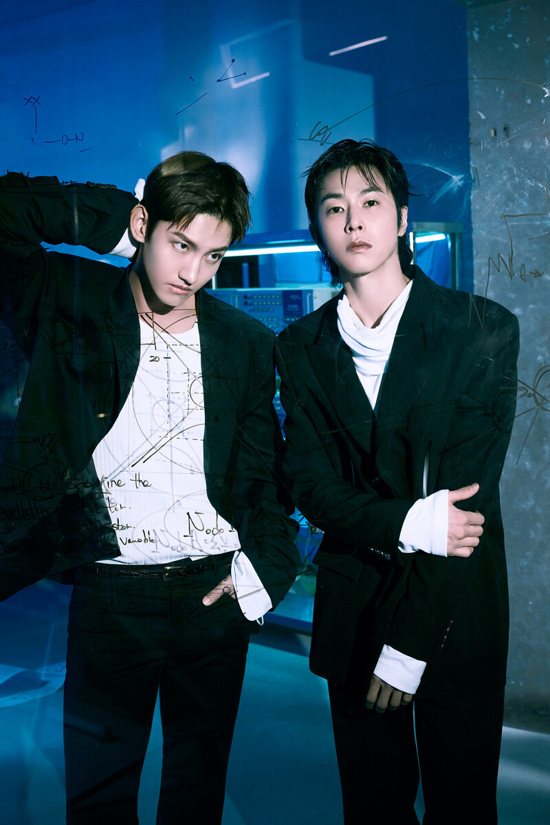 TVXQ! 20&2 Concept Photos documents 5