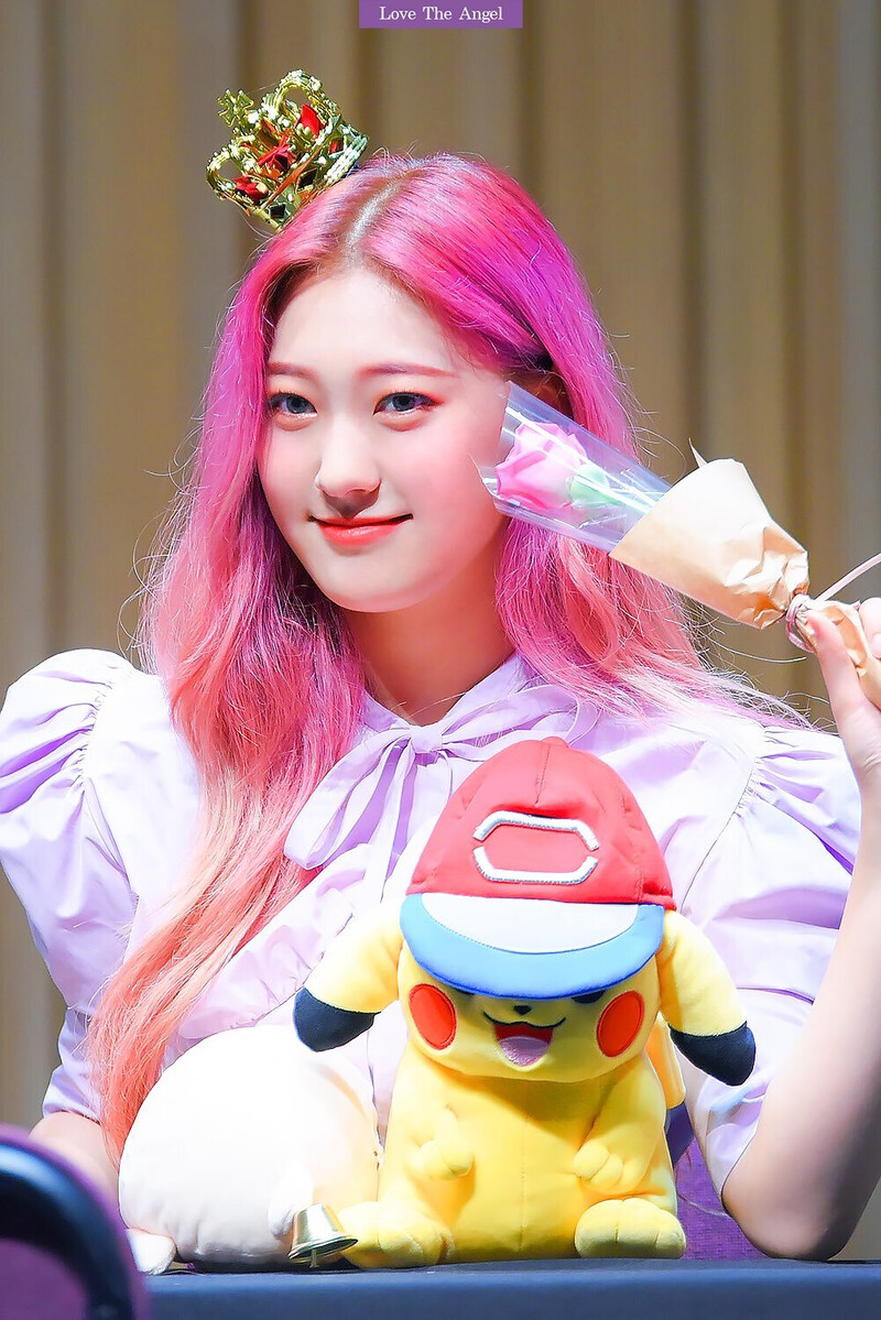 190602 LOONA Choerry documents 1