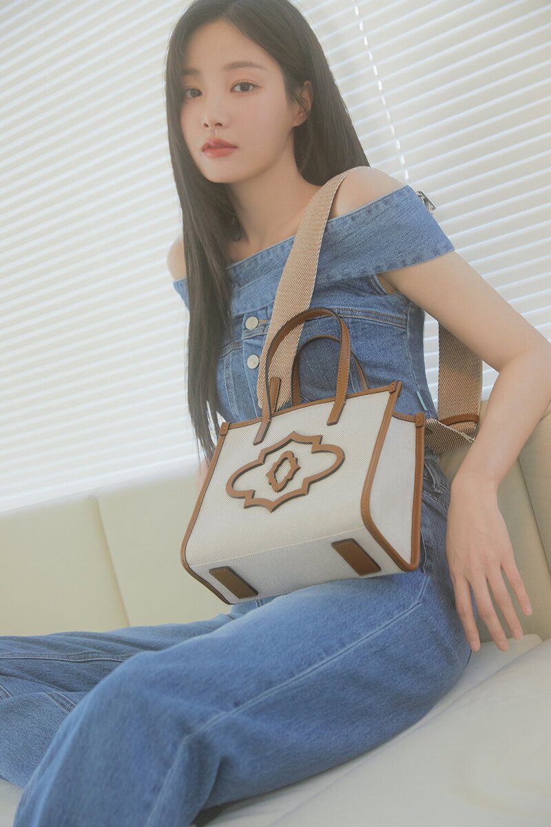 Yeonwoo for Oryany 2023 Pre-Summer Pictorial documents 5
