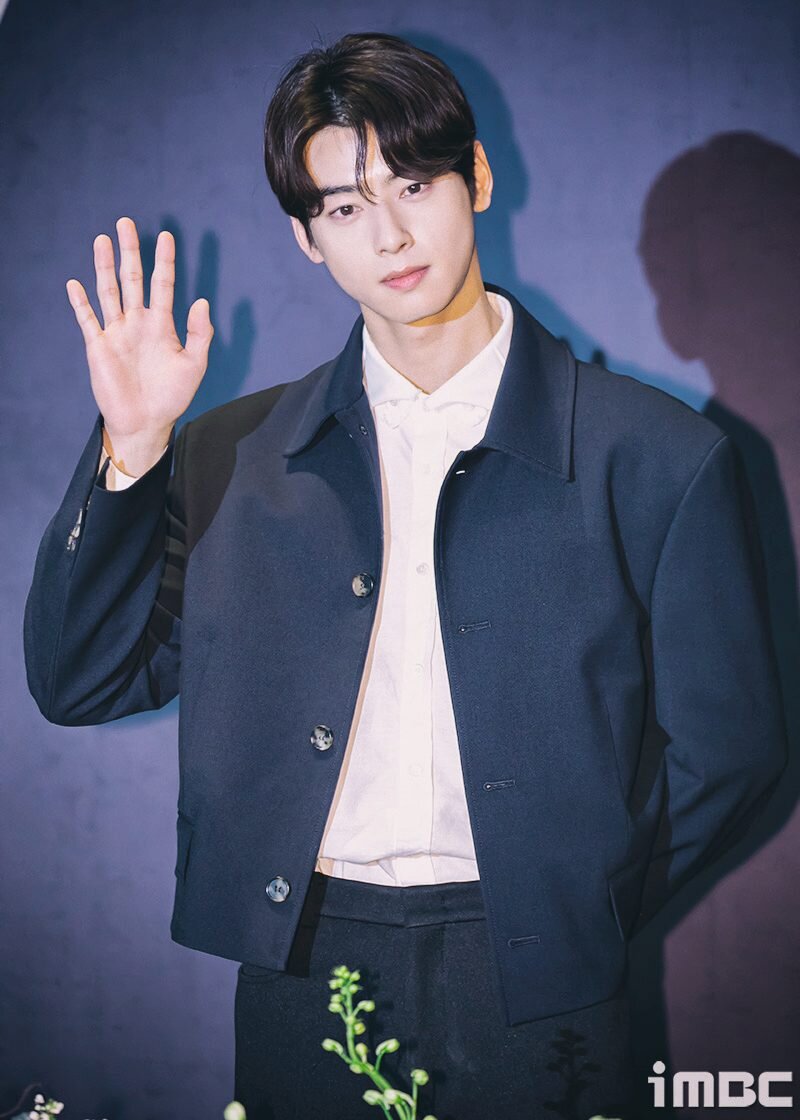 CHA EUNWOO 차은우 TRENDS on X: 📢TWITTER PARTY NOTICE‼️ RE: Cha EunWoo at the  Chaumet dinner gala 📆 06/08 (06/07 Paris) ⏰ 3am KST / 8pm CEST ❎Please  don't use the tags