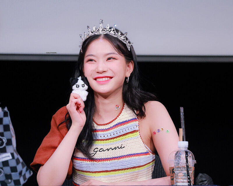 220729 STAYC Isa - WITHMUU Fansign documents 2