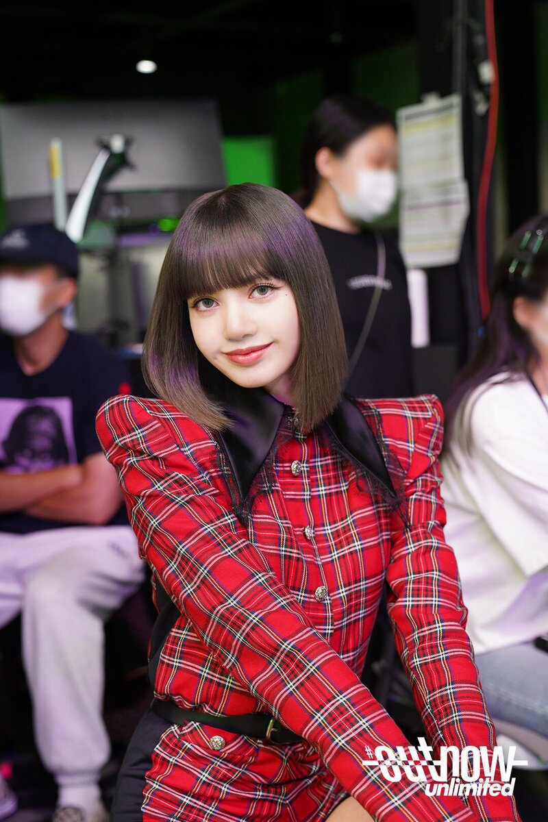 210918 - MUPLY Twitter Update with LISA - OUTNOW Unlimited Behind the Scene documents 2