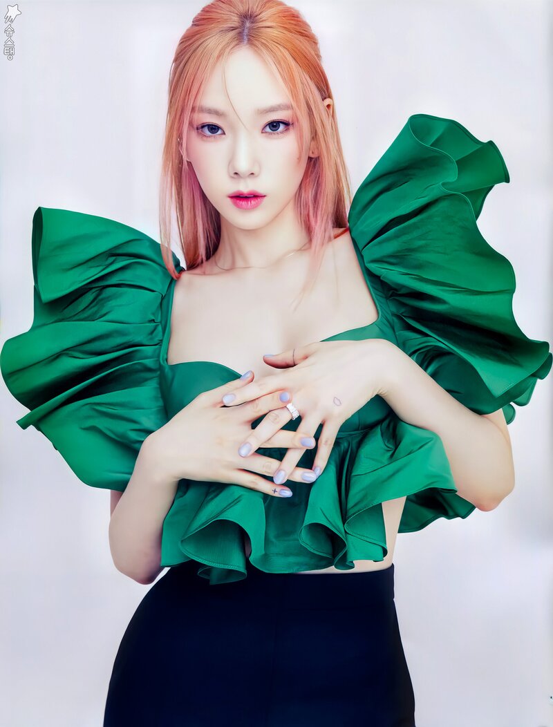Taeyeon for Cosmopolitan Magazine July 2021 Issue documents 7