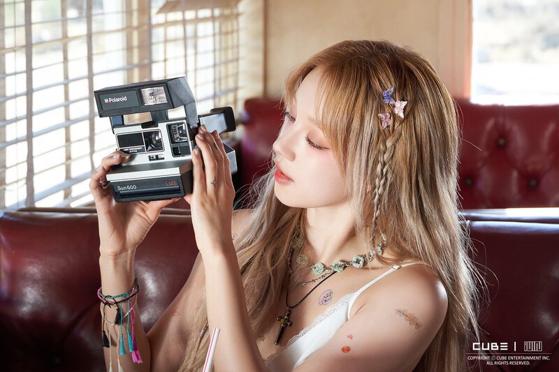 YUQI Digital Single 'Could It Be' MV - Behind Photos documents 24