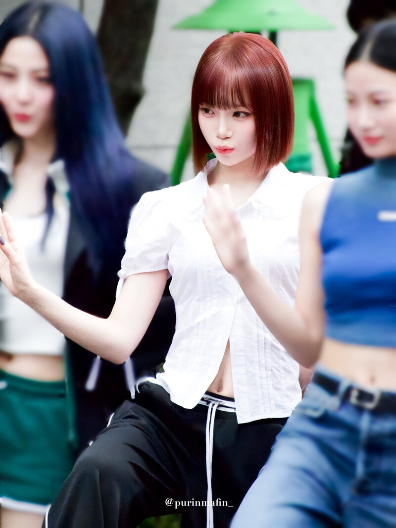 240906 LE SSERAFIM Chaewon - Music Bank Mini Fan Meeting & Commute documents 9