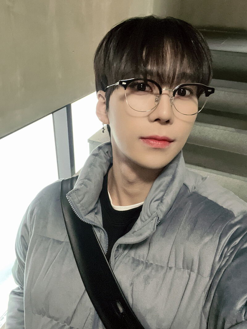 220223 BAE173 Twitter Update - Junseo documents 3