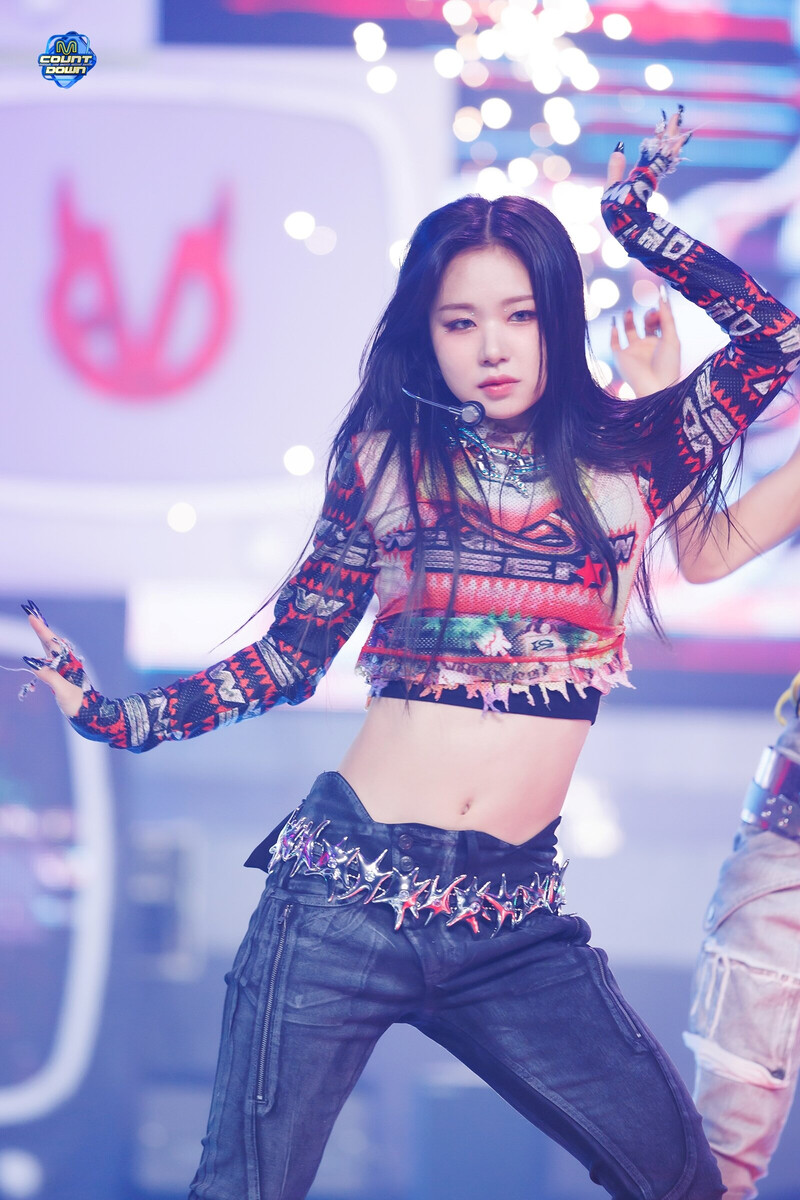 240606 BADVILLAIN Hu'e - 'YAH-HO (BADTITUDE)' + 'BADVILLAIN' at M COUNTDOWN documents 2