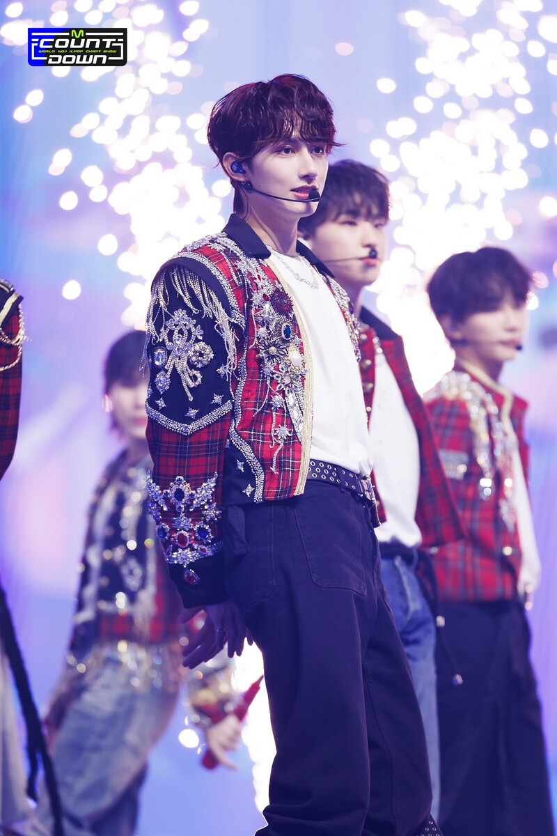 231109 SEVENTEEN Jun - "God of Music" at M Countdown documents 2