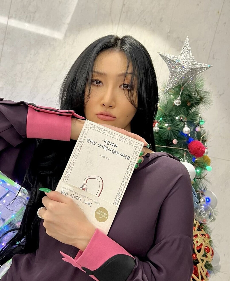 211222 Hwa Sa Instagram Update documents 5