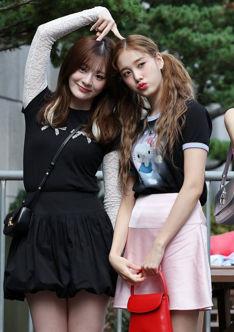 230825 STAYC - Music Bank Recording documents 10