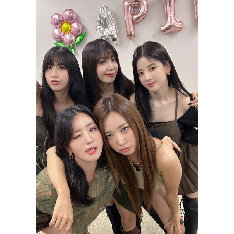 230923 APINK sns update - Idol Radio Live in Seoul Concert documents 5