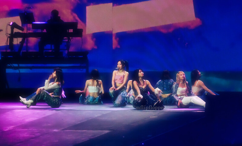 230506 TWICE - ‘READY TO BE’ World Tour in Melbourne Day 1 documents 12