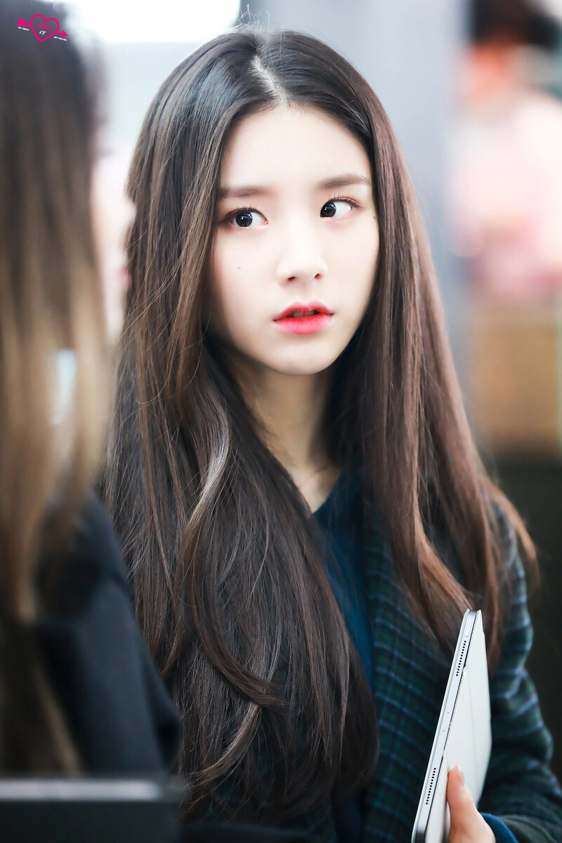 Jeon_HeeJin_com EKJXNupVUAEuaBn  20191124.jpg