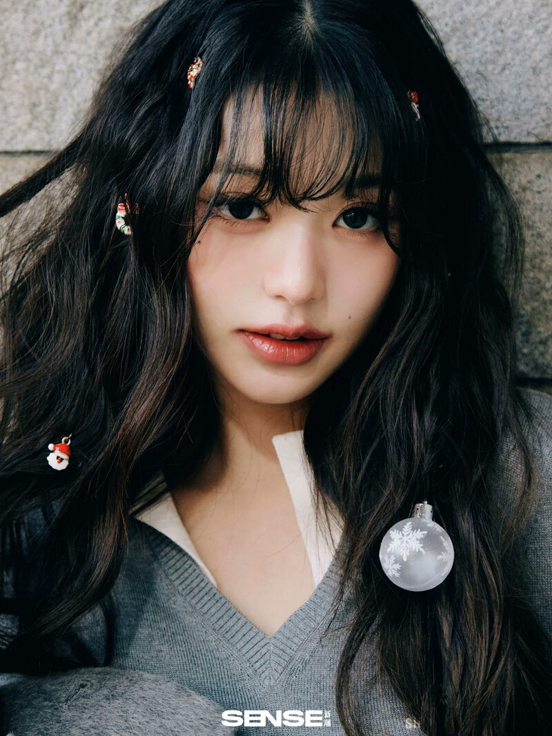 WONYOUNG for SENSE Magazie December 2024 Issue documents 4