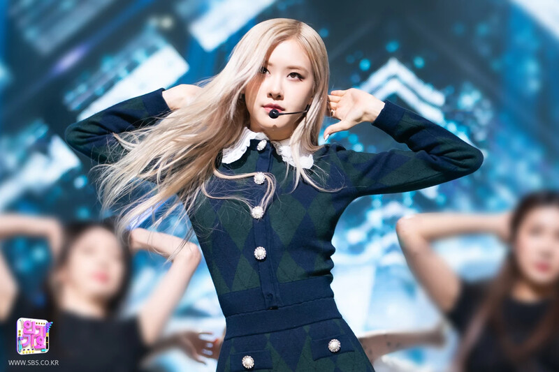 210404 Rosé - 'On The Ground' at Inkigayo documents 1