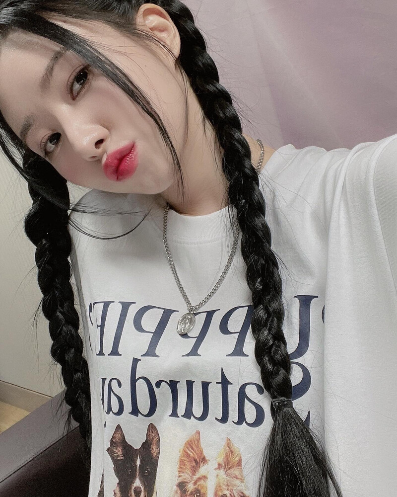 230526 Dreamcatcher Sua Instagram Update documents 4