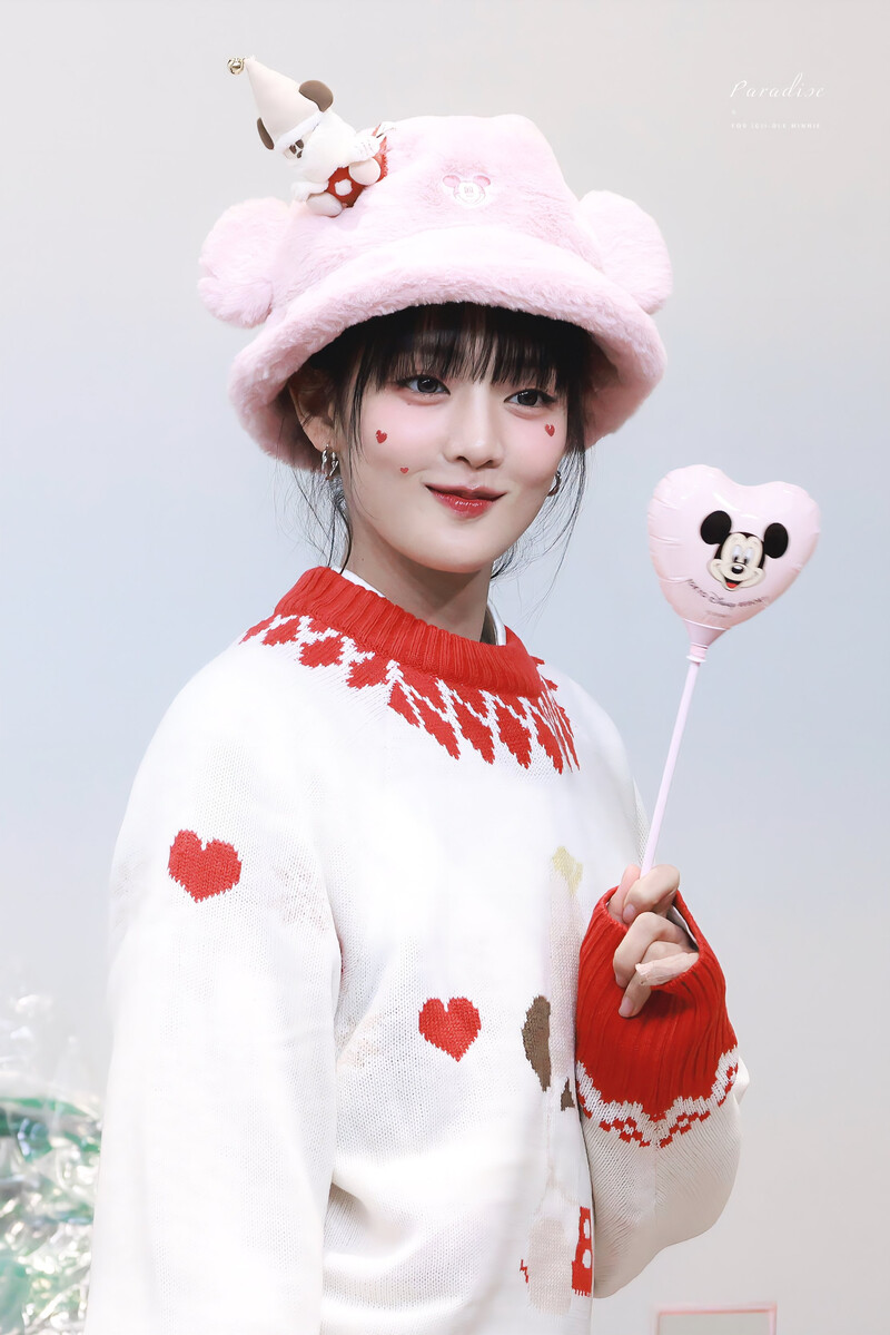 241222 (G)I-DLE Minnie -  at Everline Fansign event documents 20