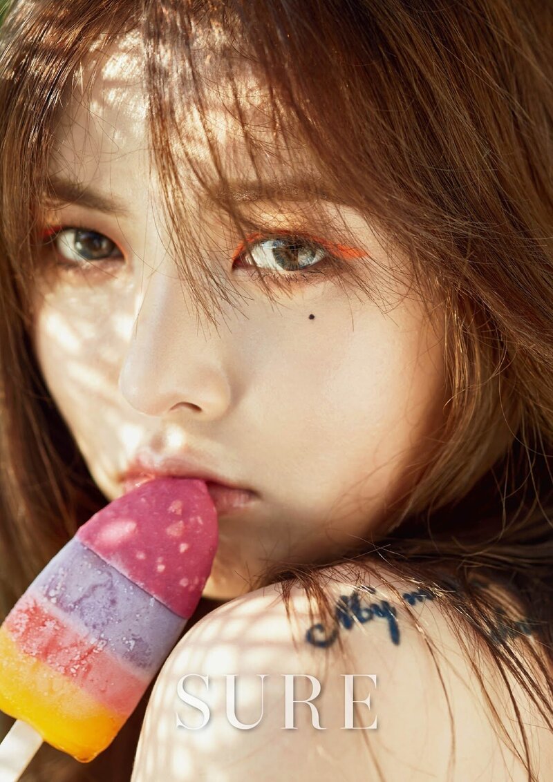 HyunA for SURE Magazine June Issue 2016 documents 2