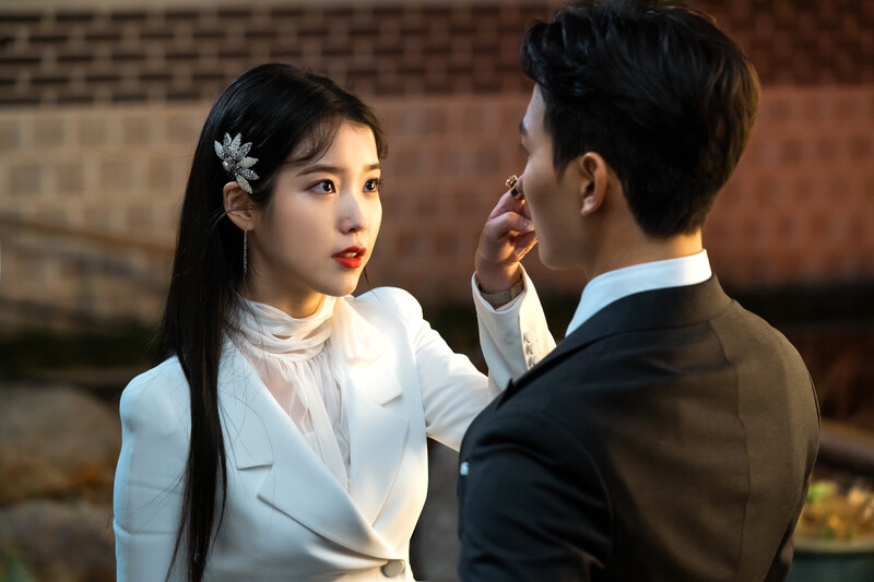 IU - 'Hotel Del Luna' HQ Stills documents 6