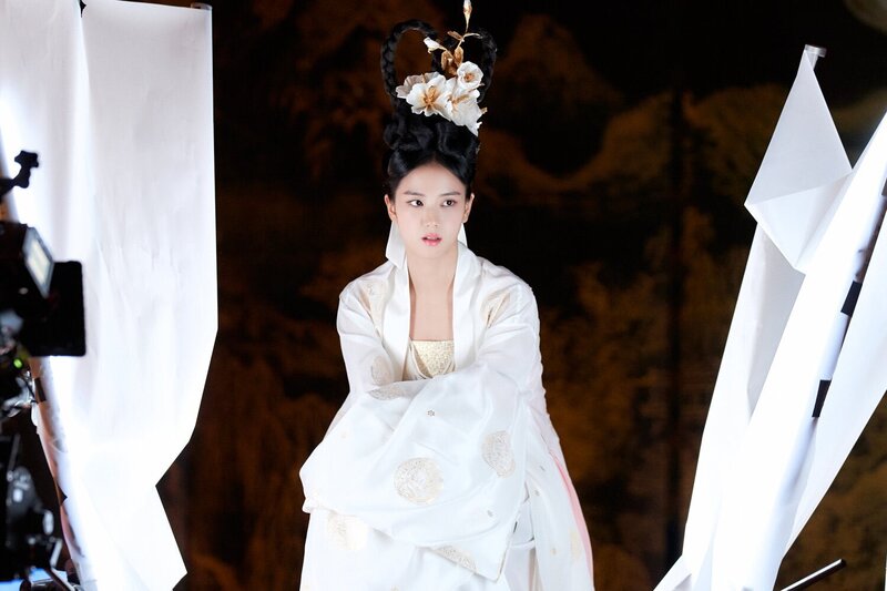Jisoo as Korean Traditional Fairy in the movie “Dr. Cheon and the lost Talisman” documents 5