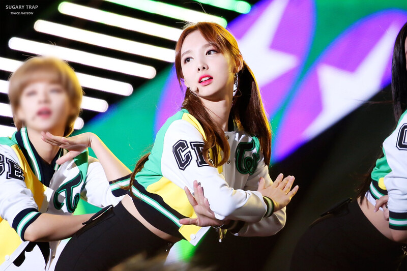 161008 TWICE Nayeon - DMC Korean Music Wave documents 3