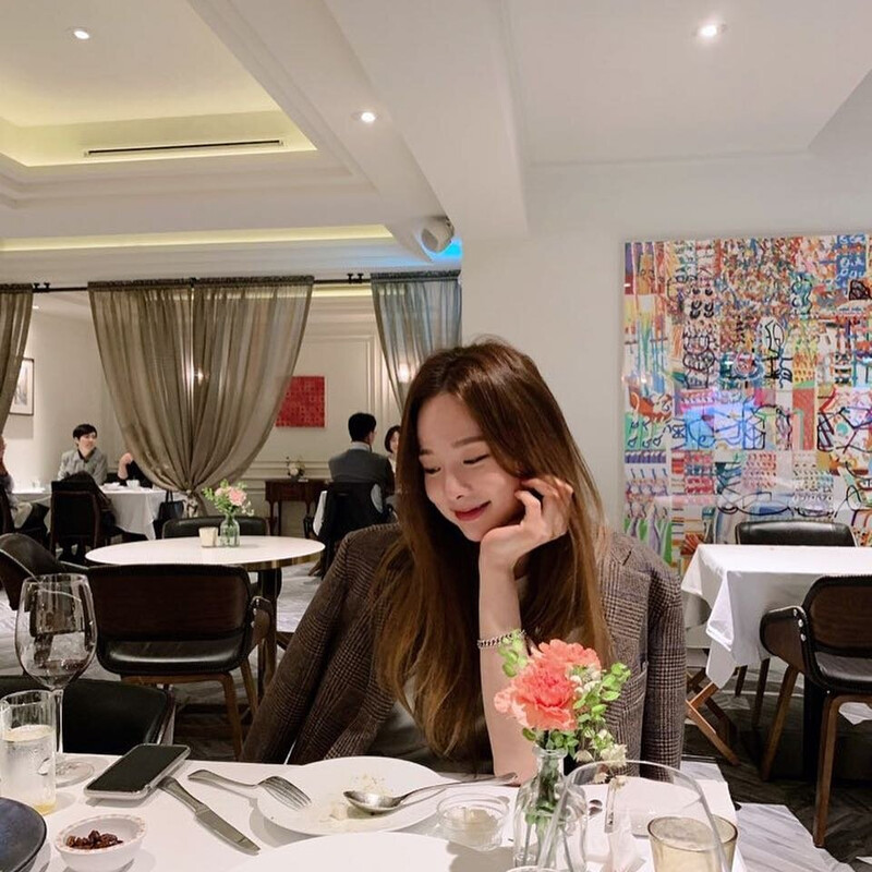 190414 Solji Instagram Update documents 5