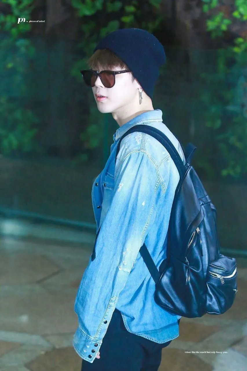 BTS Jimin slays casual airport look with ₹2.7 lakh Dior backpack