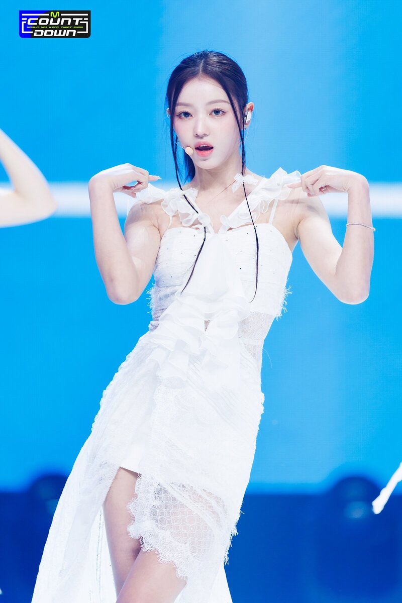 230803 OH MY GIRL YooA - 'Summer Comes' at M COUNTDOWN documents 9