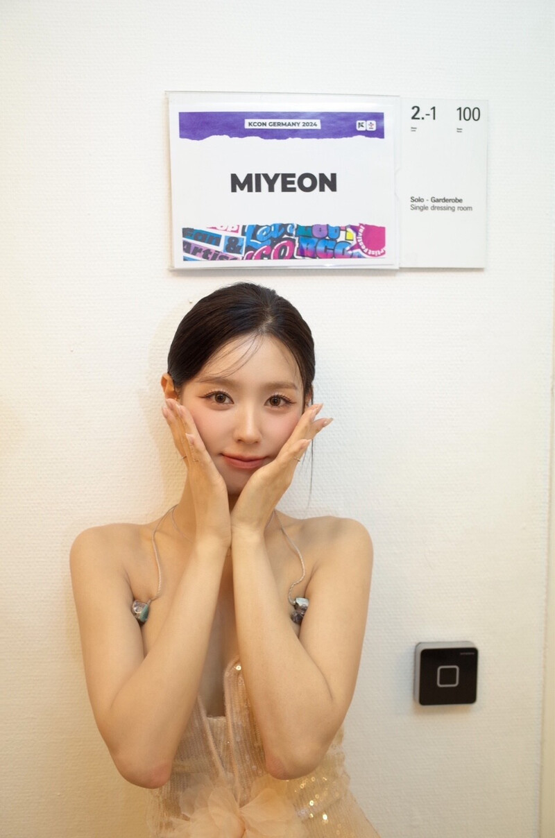 240930 - (G)I-DLE Twitter Update with MIYEON - KCON Germany 2024 documents 6