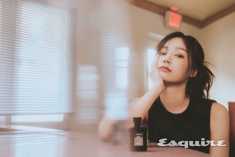 Yeonwoo for Esquire Korea May 2023 Issue documents 5